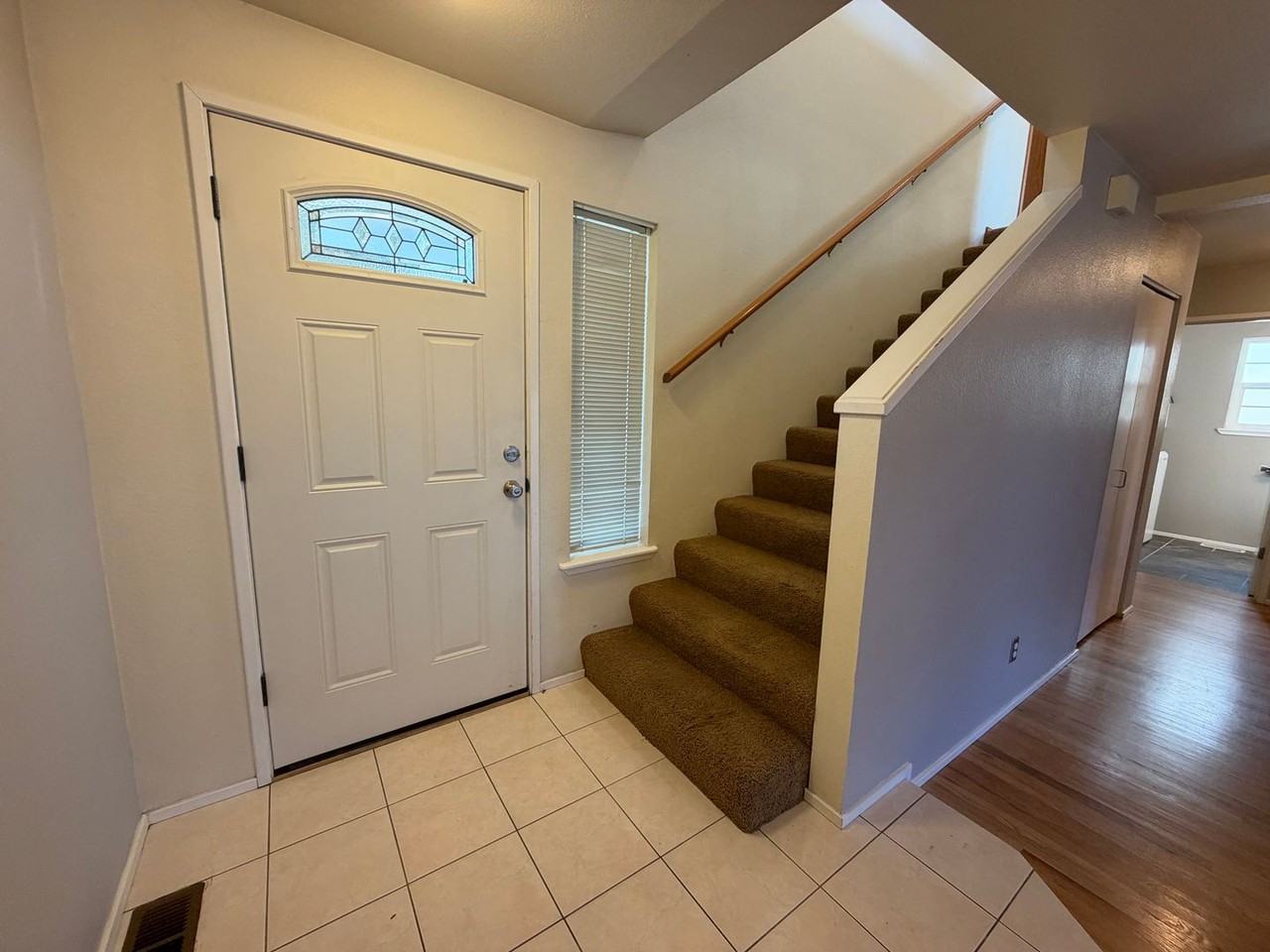 837 Nevada St - Photo 4 of 42
