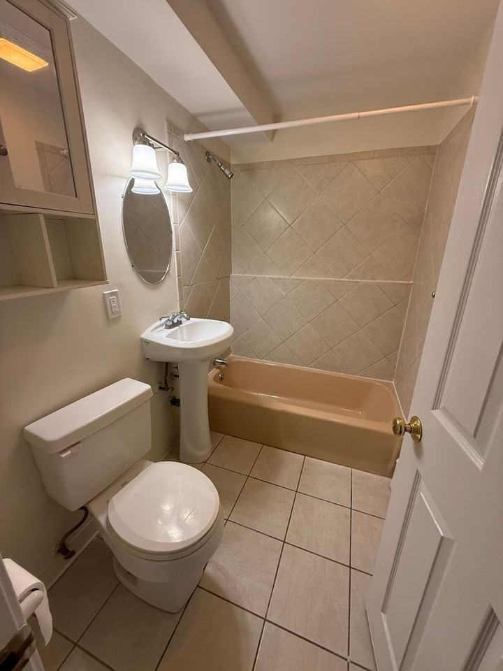 7 Edwards Ave #C - Photo 6 of 6
