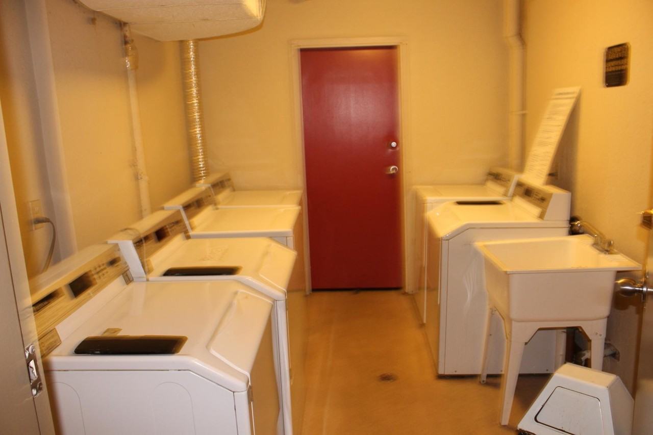 492 Range Lake North - Photo 2 of 8