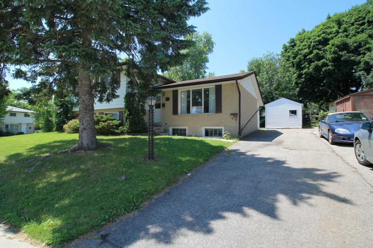 515 Parkside Drive Apartments 515 Parkside Dr, Waterloo, ON N2L 4X7