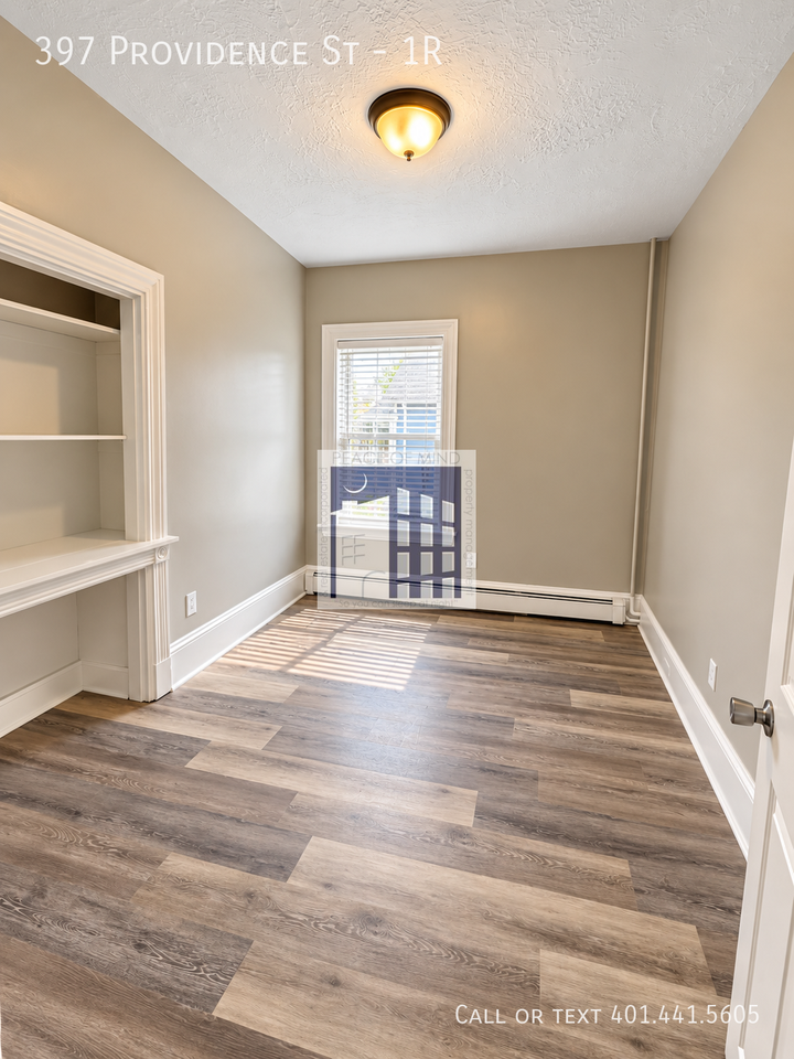 397 Providence St #1R - Photo 5 of 14