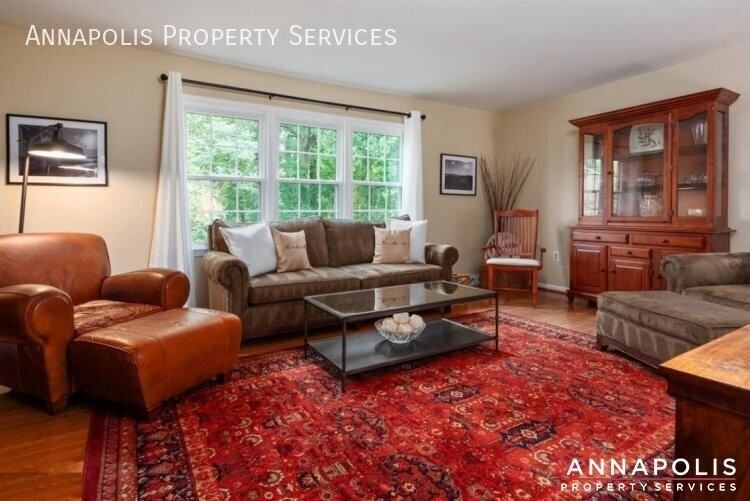 403 Bay Dale Dr - Photo 7 of 30