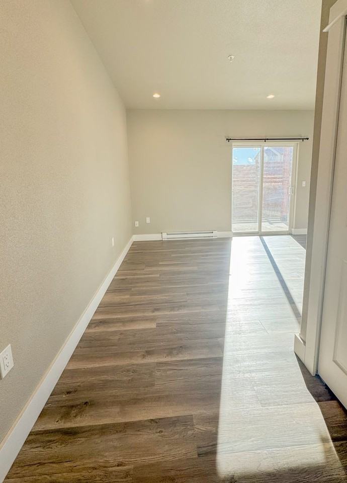 941 Covey Run Rd #101 - Photo 2 of 22