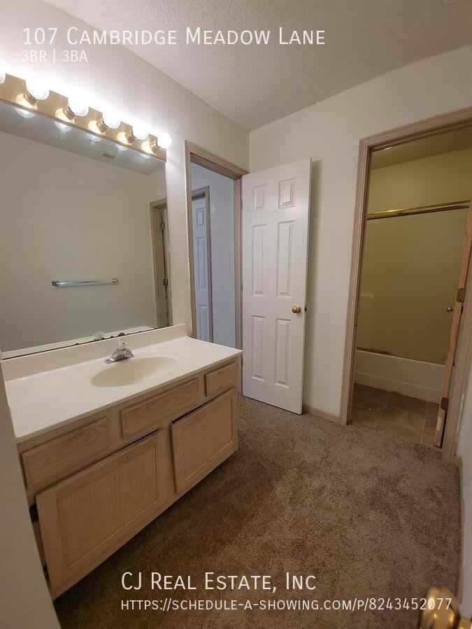 107 Cambridge Meadows Ln - Photo 6 of 10