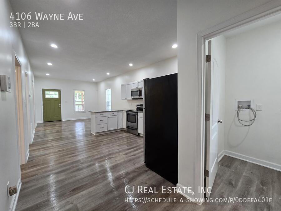 4106 Wayne Ave - Photo 4 of 11