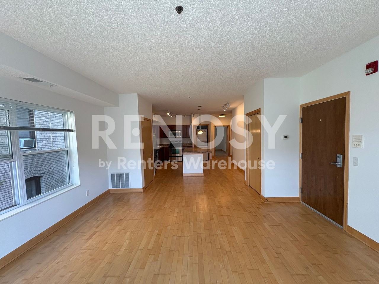 1805 3rd Ave S #202 - Photo 4 of 15