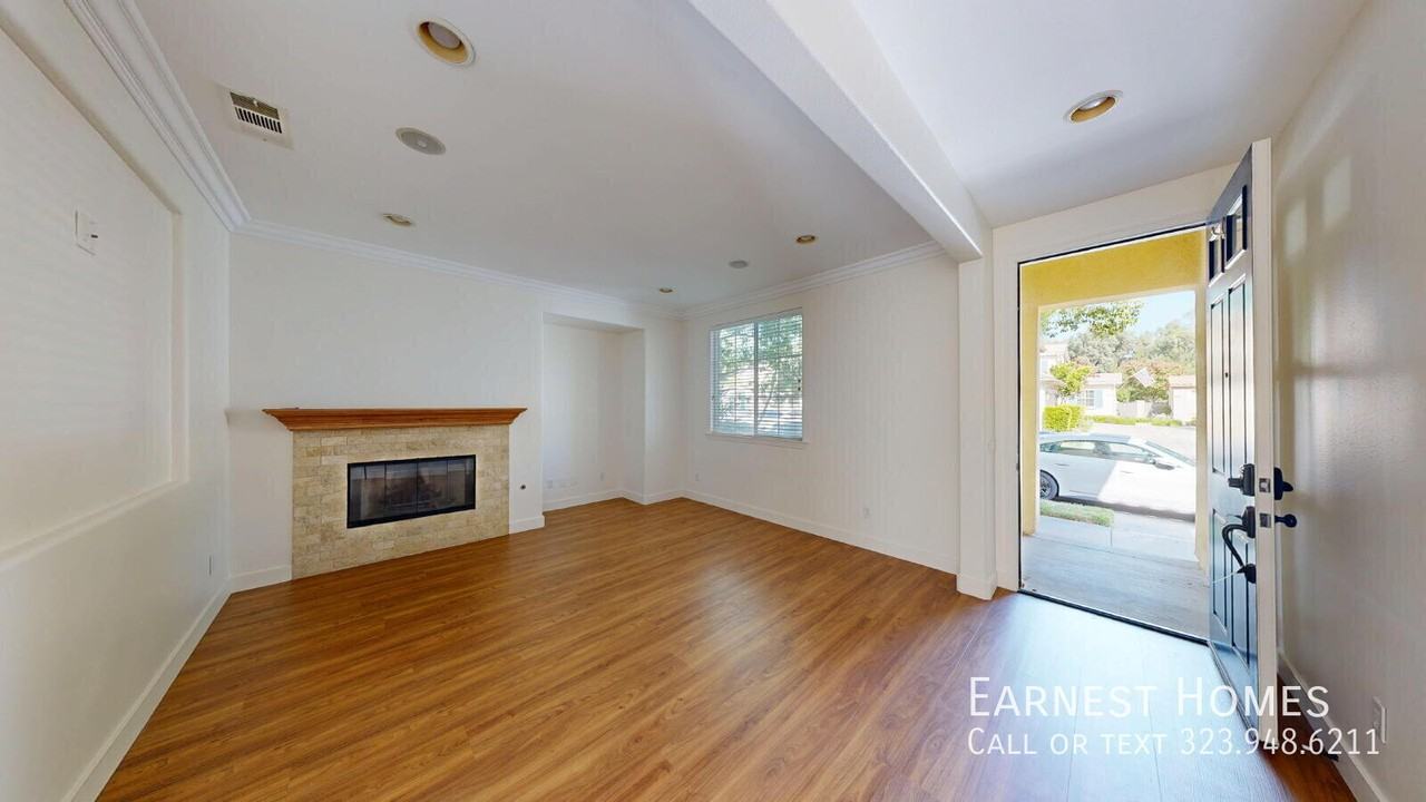 27805 Summer Grove Pl - Photo 4 of 31