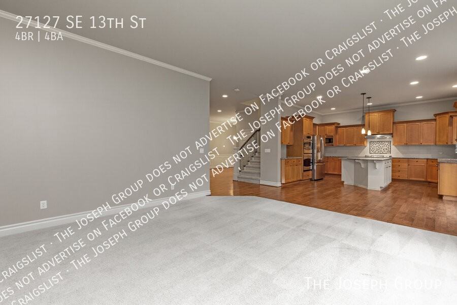 27127 Se 13th St - Photo 4 of 42