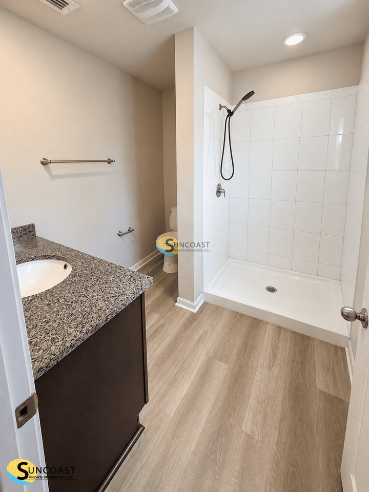 1329 Delmar St #2 - Photo 6 of 14