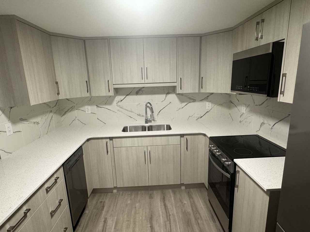 168 Yorkstone Way Sw - Photo 2 of 10