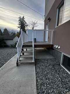 11569 - 11569 University Ave - Photo 3 of 4
