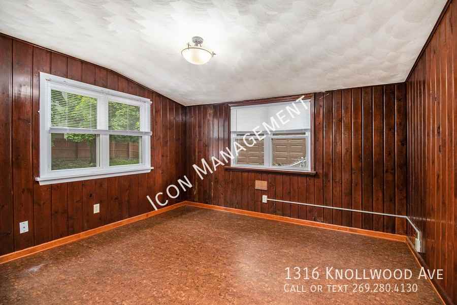1316 Knollwood Ave #1316KNOLLW - Photo 7 of 18