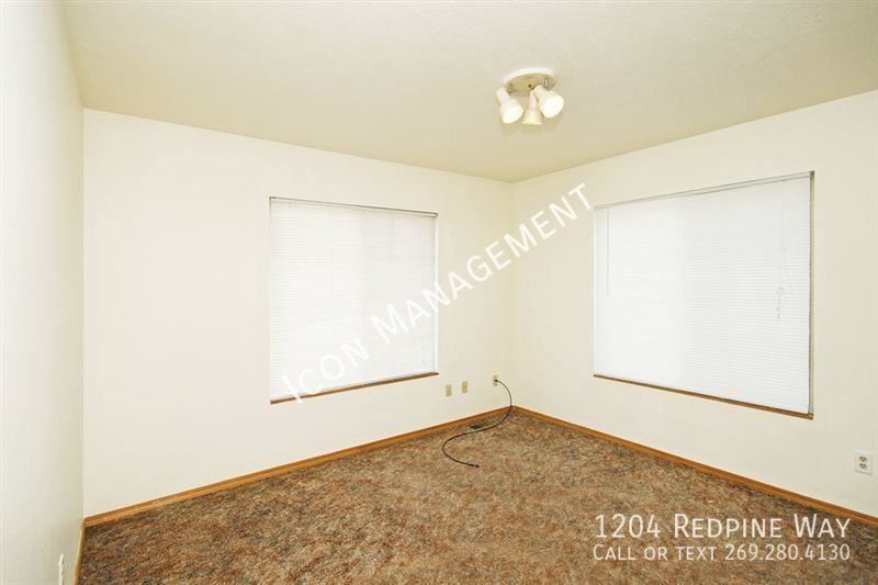 1204 Redpine Way #1204REDPIN - Photo 5 of 13