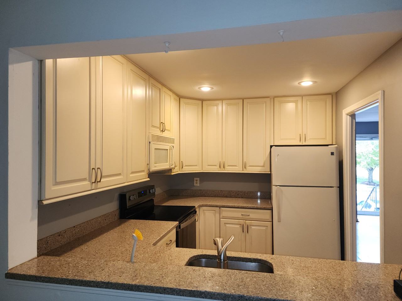 6022 Old Landing Way - Photo 4 of 18