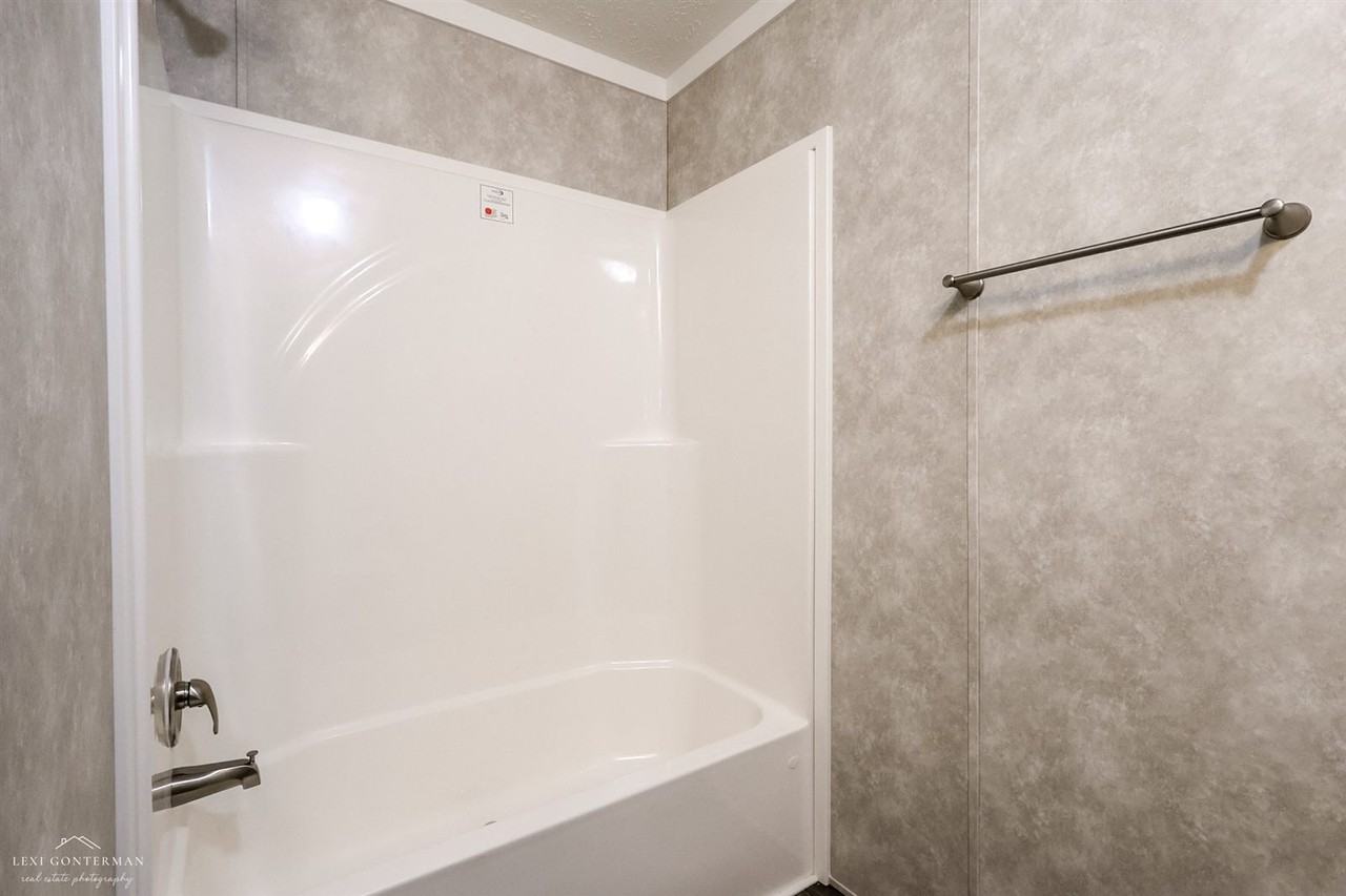 220 Clay Hastings Drive #NA - Photo 2 of 14