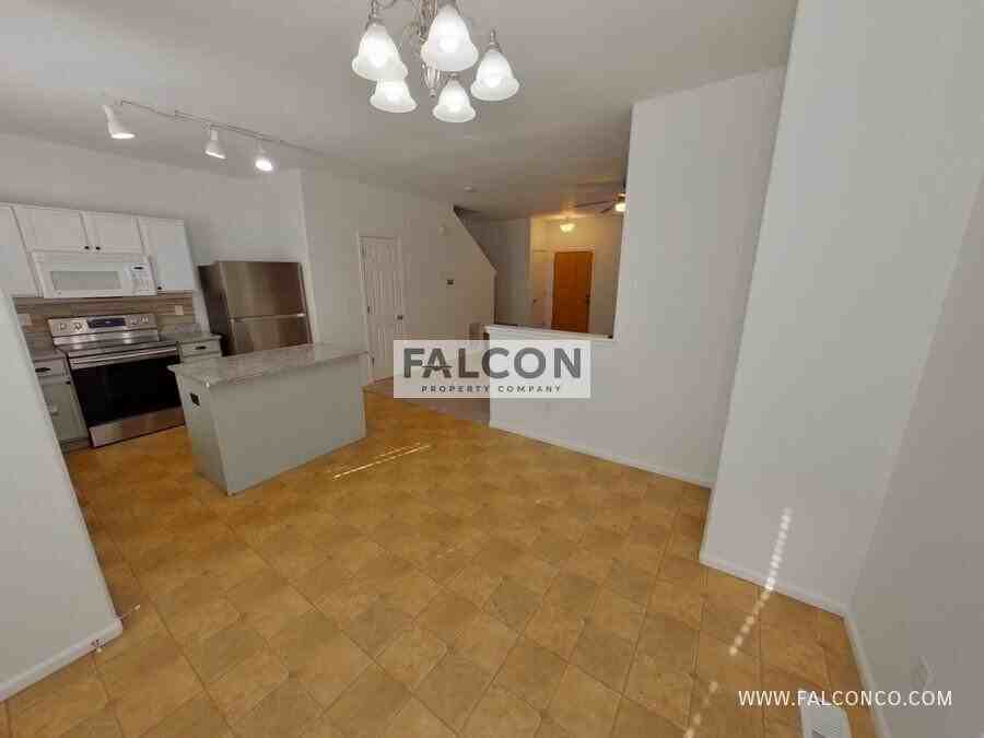 7788 Sandy Springs Pt - Photo 3 of 16