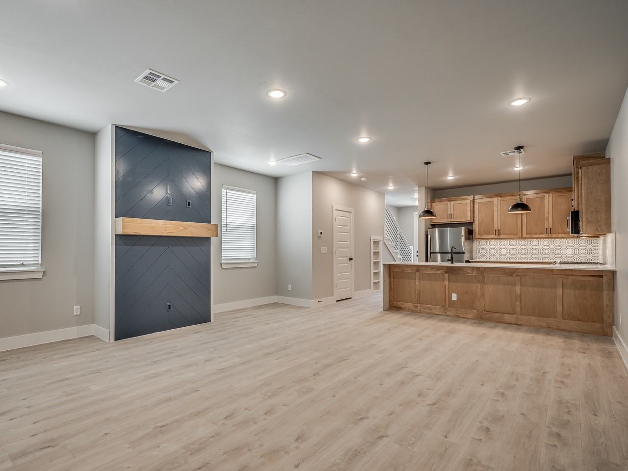 747 W Main St #100 - Photo 2 of 11