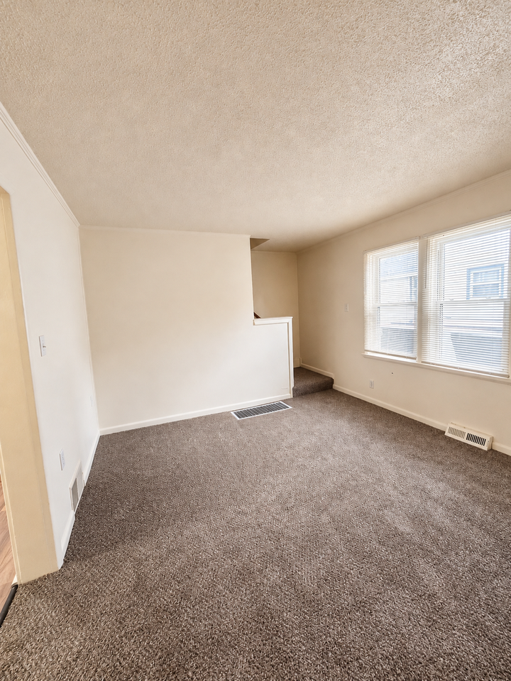 490 Tompkins Ave #NA - Photo 7 of 7