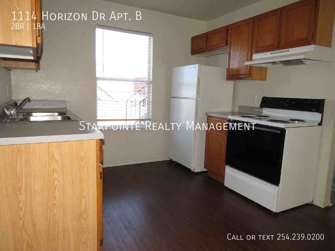 1114 Horizon Dr Apt B - Photo 3 of 12
