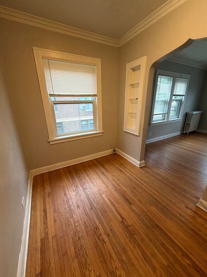 Lyndale Heights - Photo 4 of 5