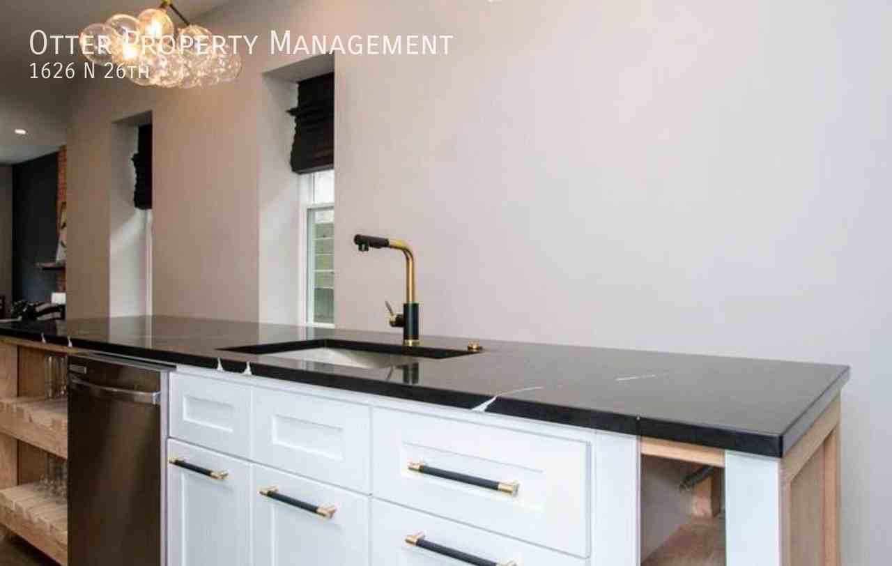 1626 N 26th St - Photo 7 of 50