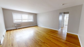 828 Seward St #GW - Photo 1 of 1