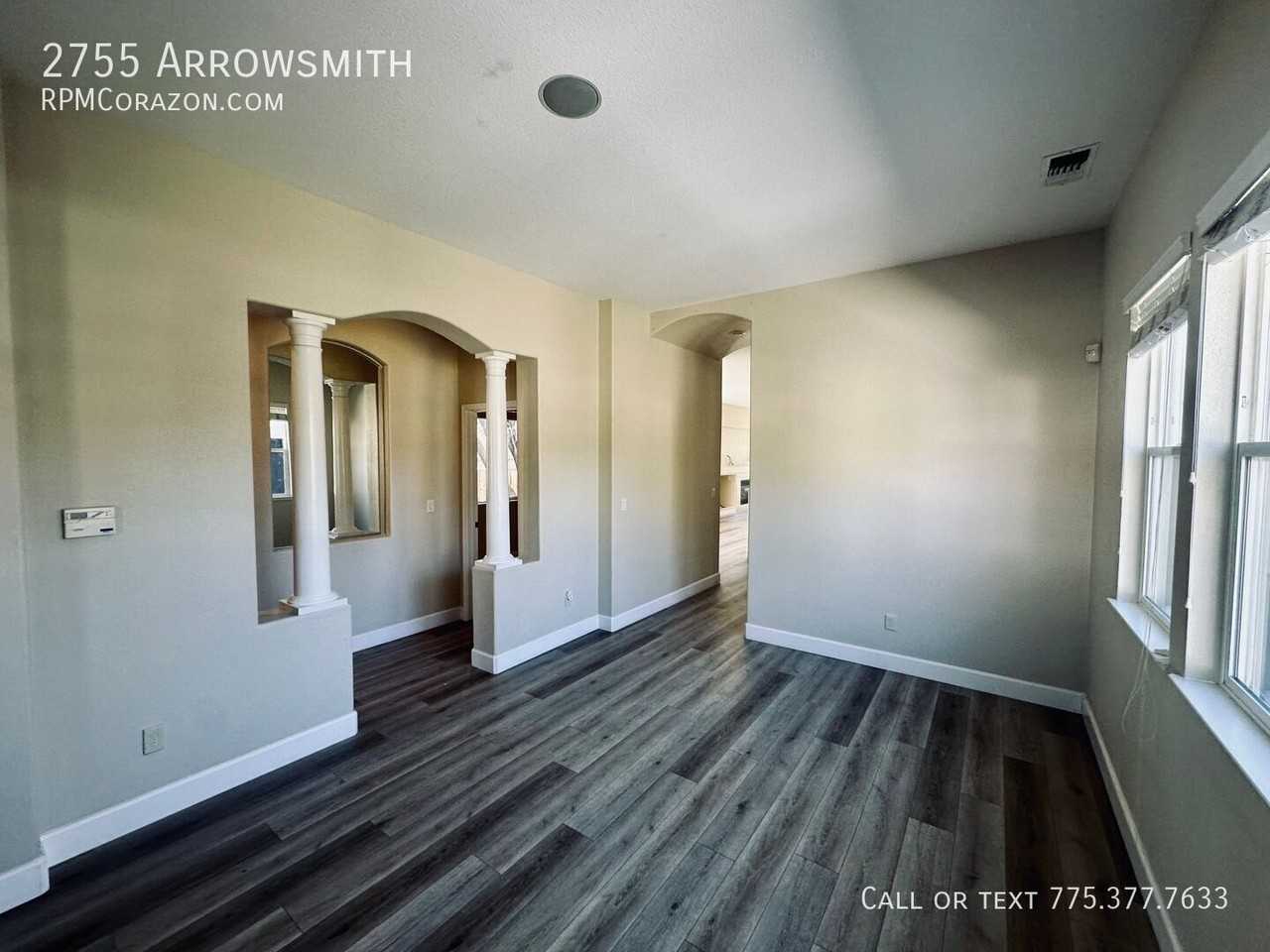 2755 Arrowsmith Dr - Photo 4 of 33