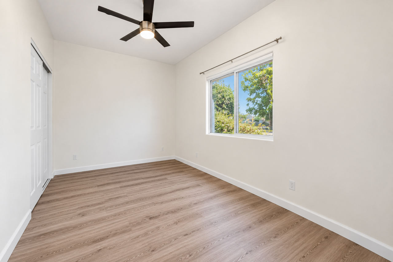 5394 Redding Rd - Photo 2 of 14