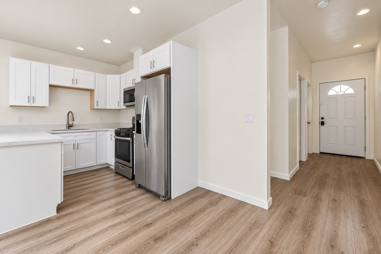 5394 Redding Rd - Photo 6 of 14