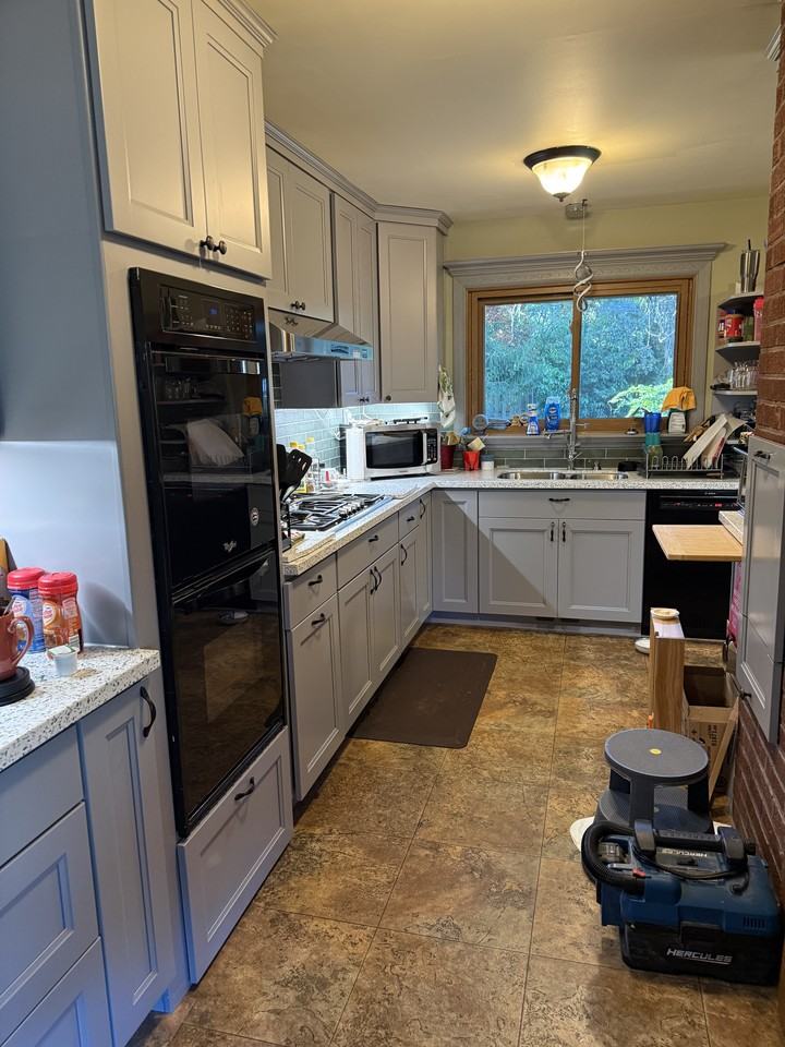 1575 Sw Dellwood Ave #NA - Photo 5 of 6