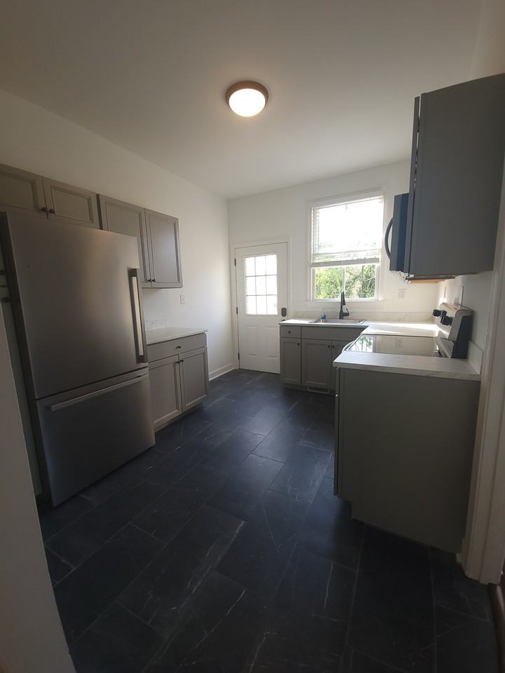 707 14th St #NA - Photo 4 of 11