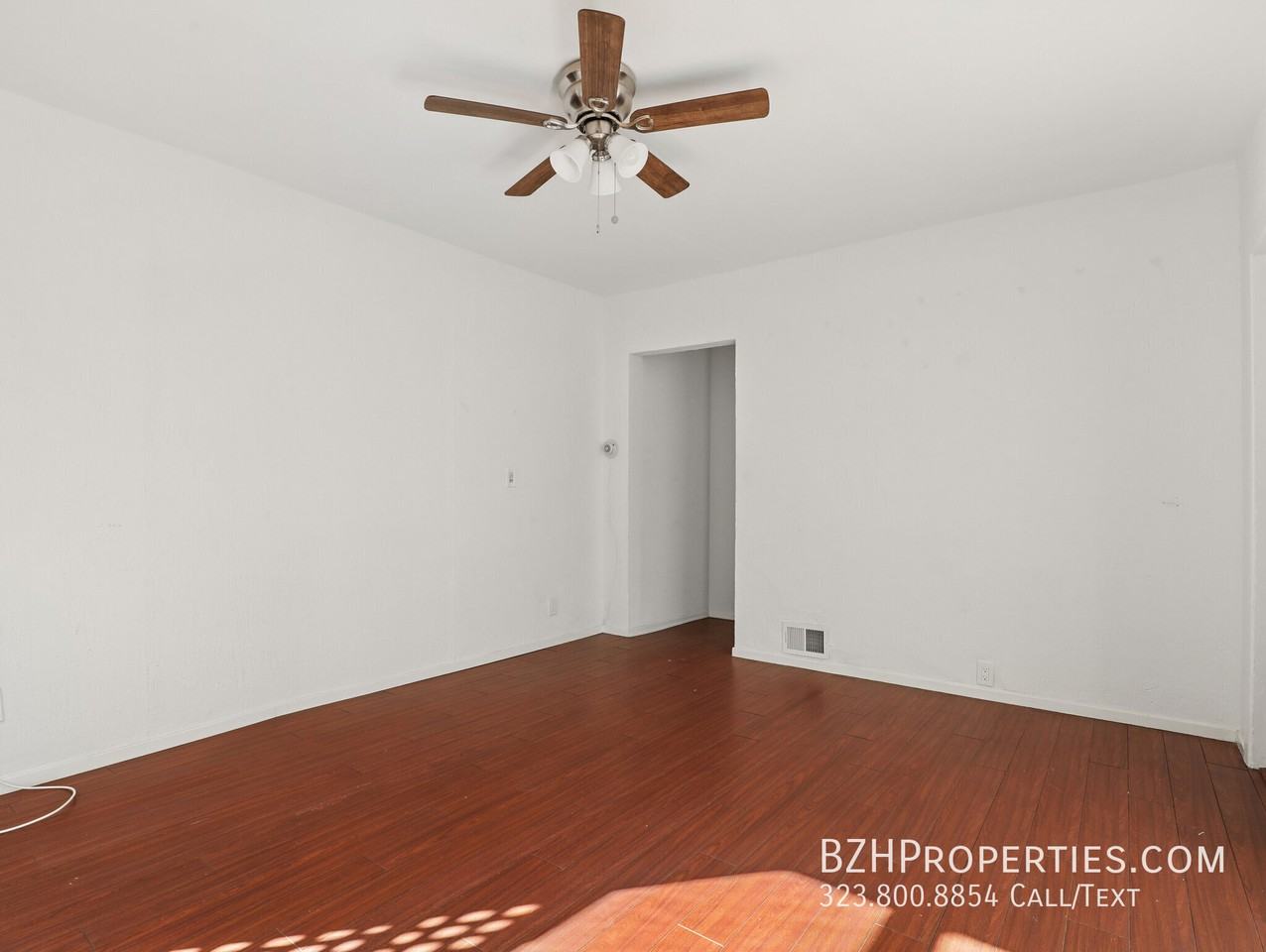 1924 N Las Palmas Ave #9 - Photo 2 of 26
