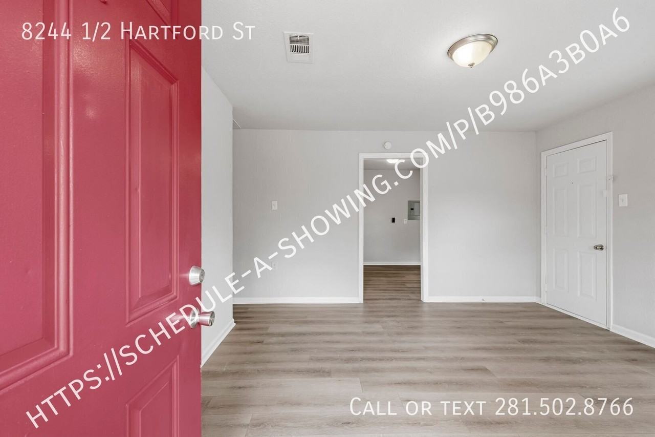 8244 1/2 Hartford St - Photo 3 of 12