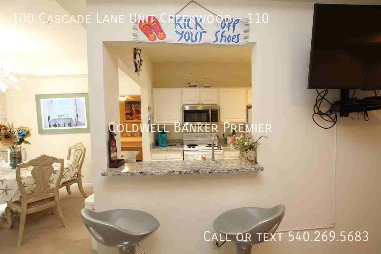 100 Cascade Lane Unit Creekwood #110 - Photo 5 of 16