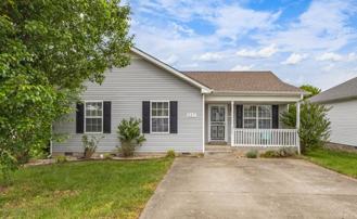 557 Oakmont Dr - Photo 1 of 1