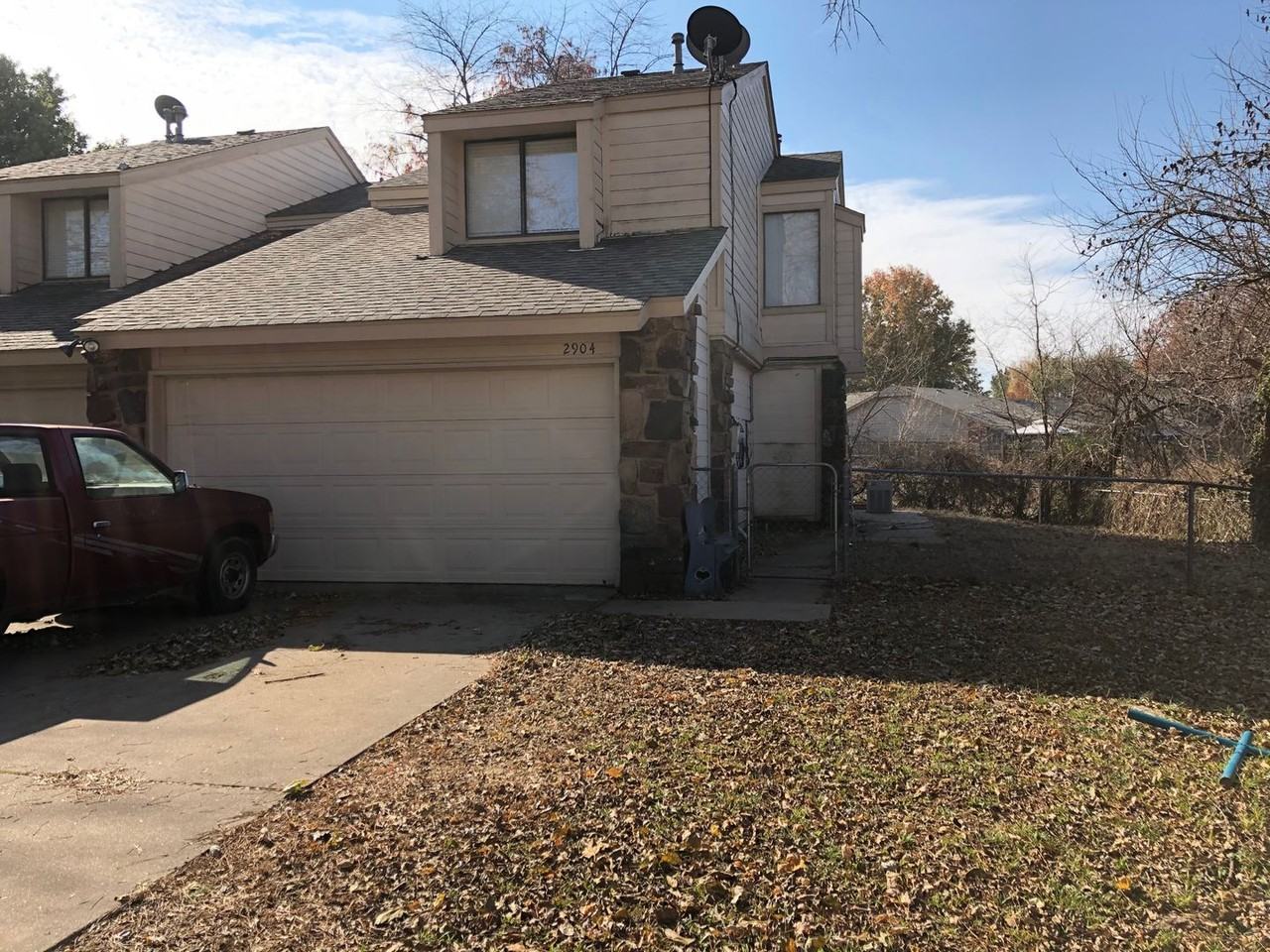 2904 S Juniper Ave - Photo 2 of 15
