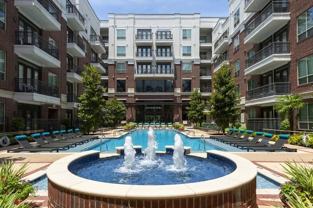 100 Detering St #B7 - Photo 1 of 1