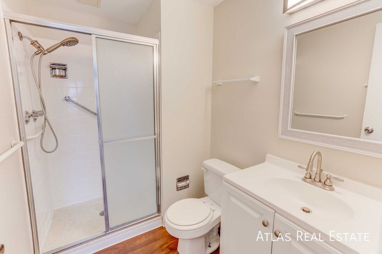 2684 Paramount Pkwy #207 - Photo 3 of 30