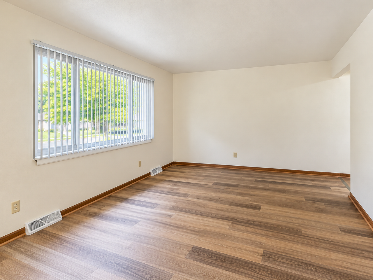 851 Lois Ct #851 - Photo 4 of 18
