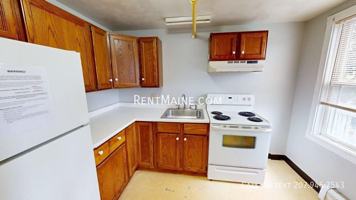 featured image of 2412 Western Ave #T