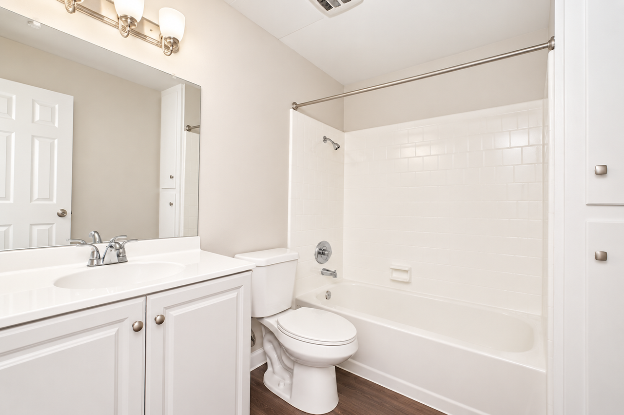 Richland Manor - Photo 5 of 5