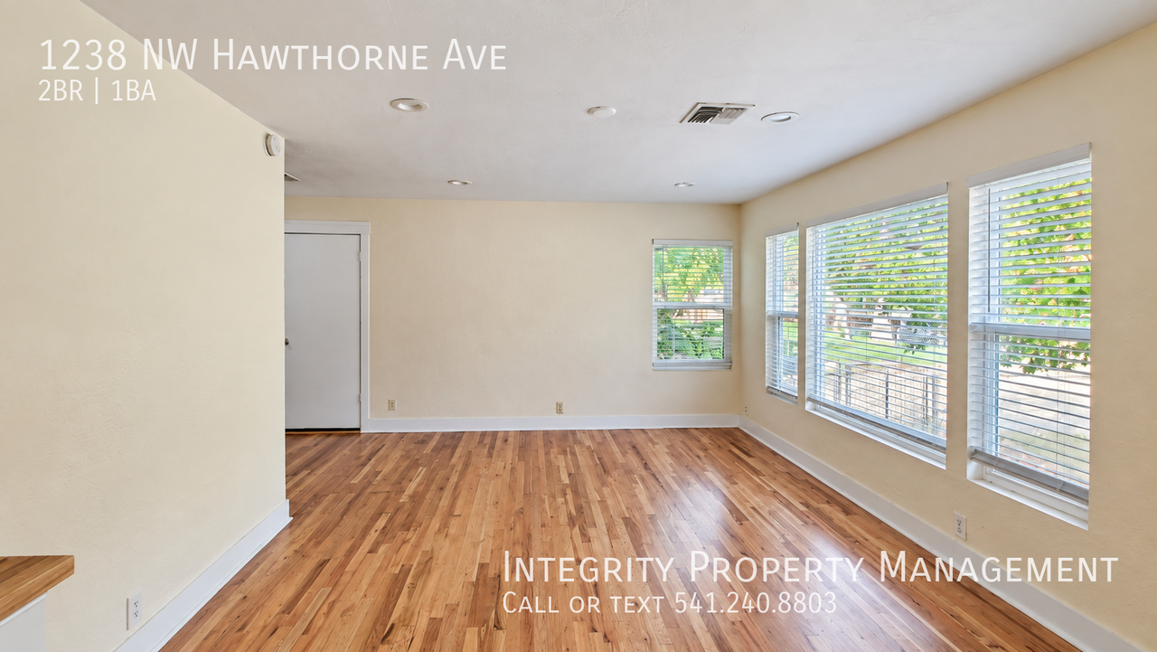 1238 Nw Hawthorne Ave - Photo 5 of 16