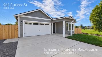 featured image of 962 Cherry St