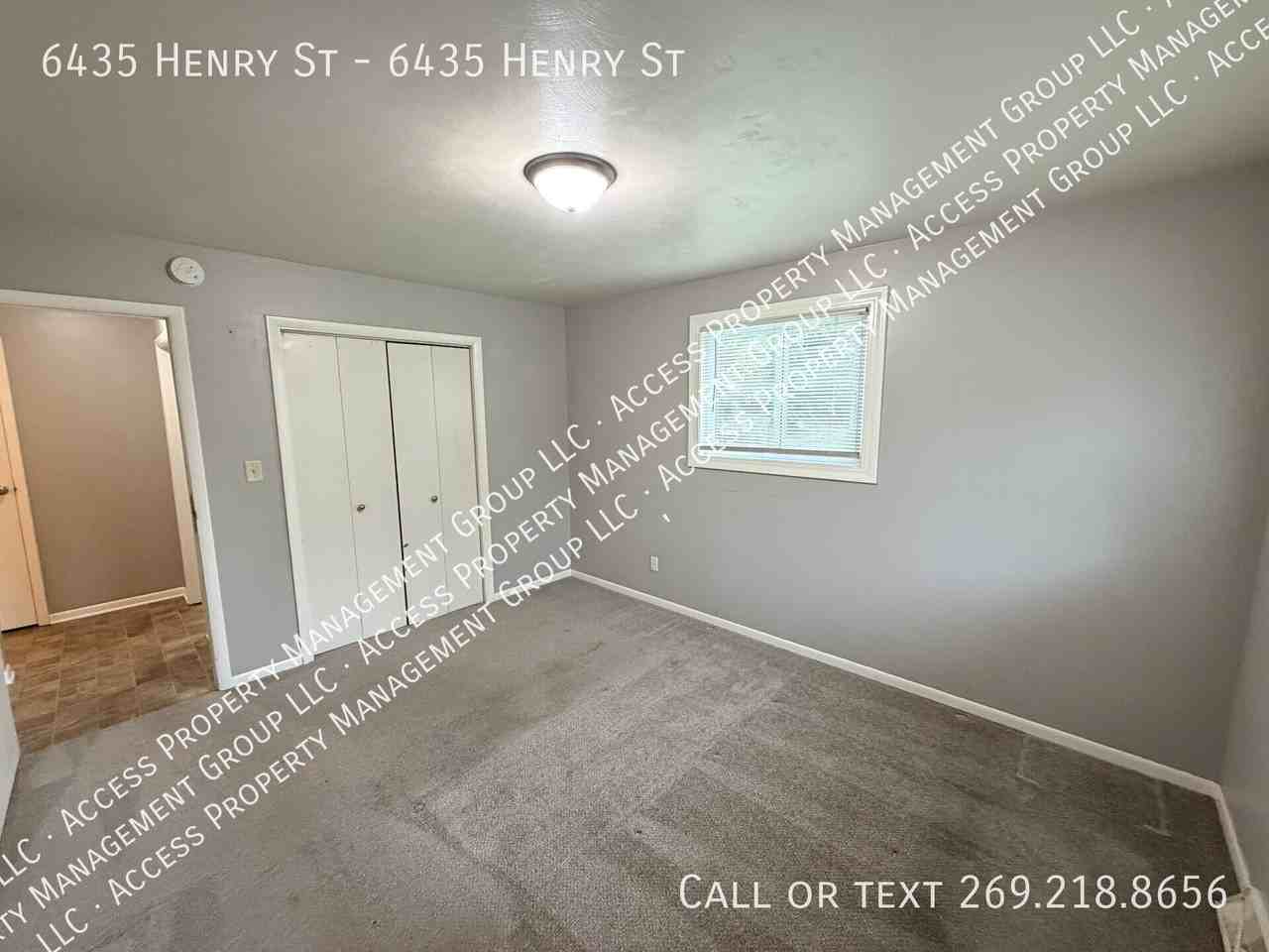 6435 Henry St - Photo 7 of 20