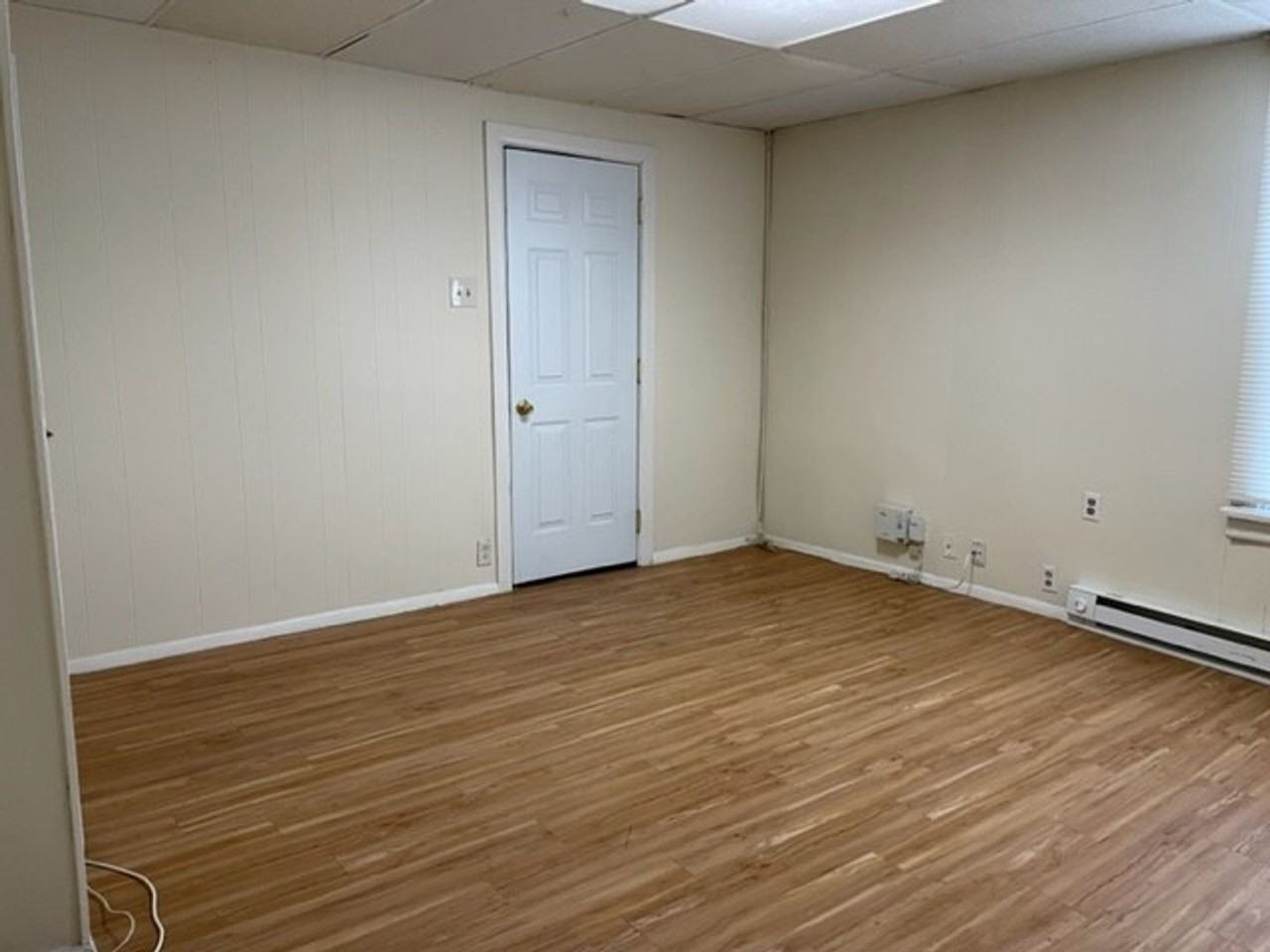 101 Umberto Ave - Photo 6 of 14