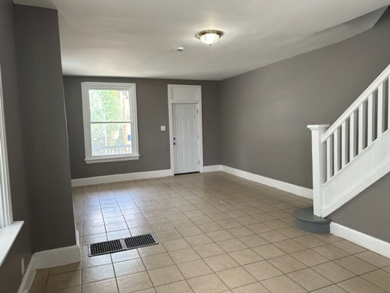 1907 North St - Photo 3 of 16