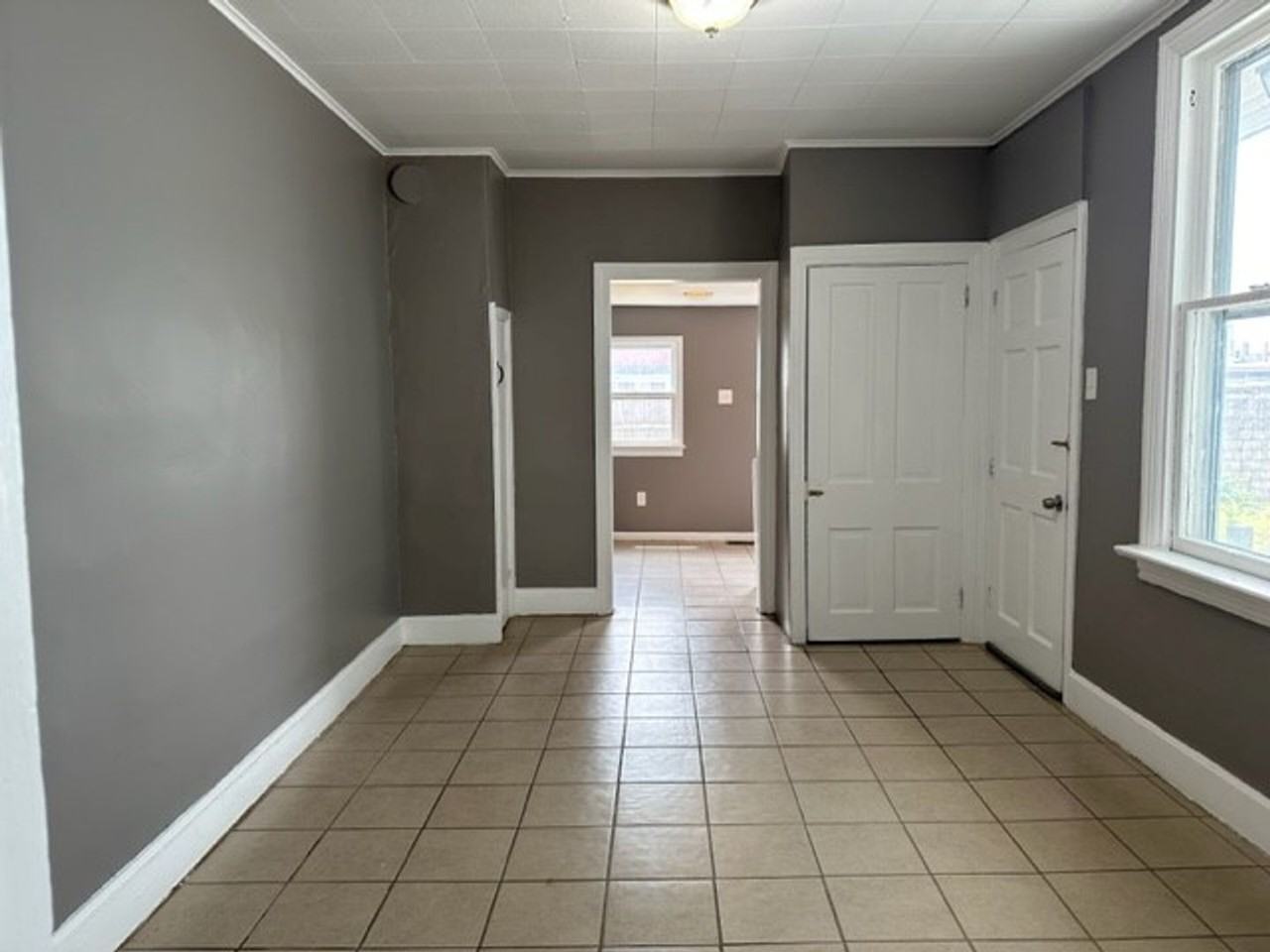 1907 North St - Photo 4 of 16