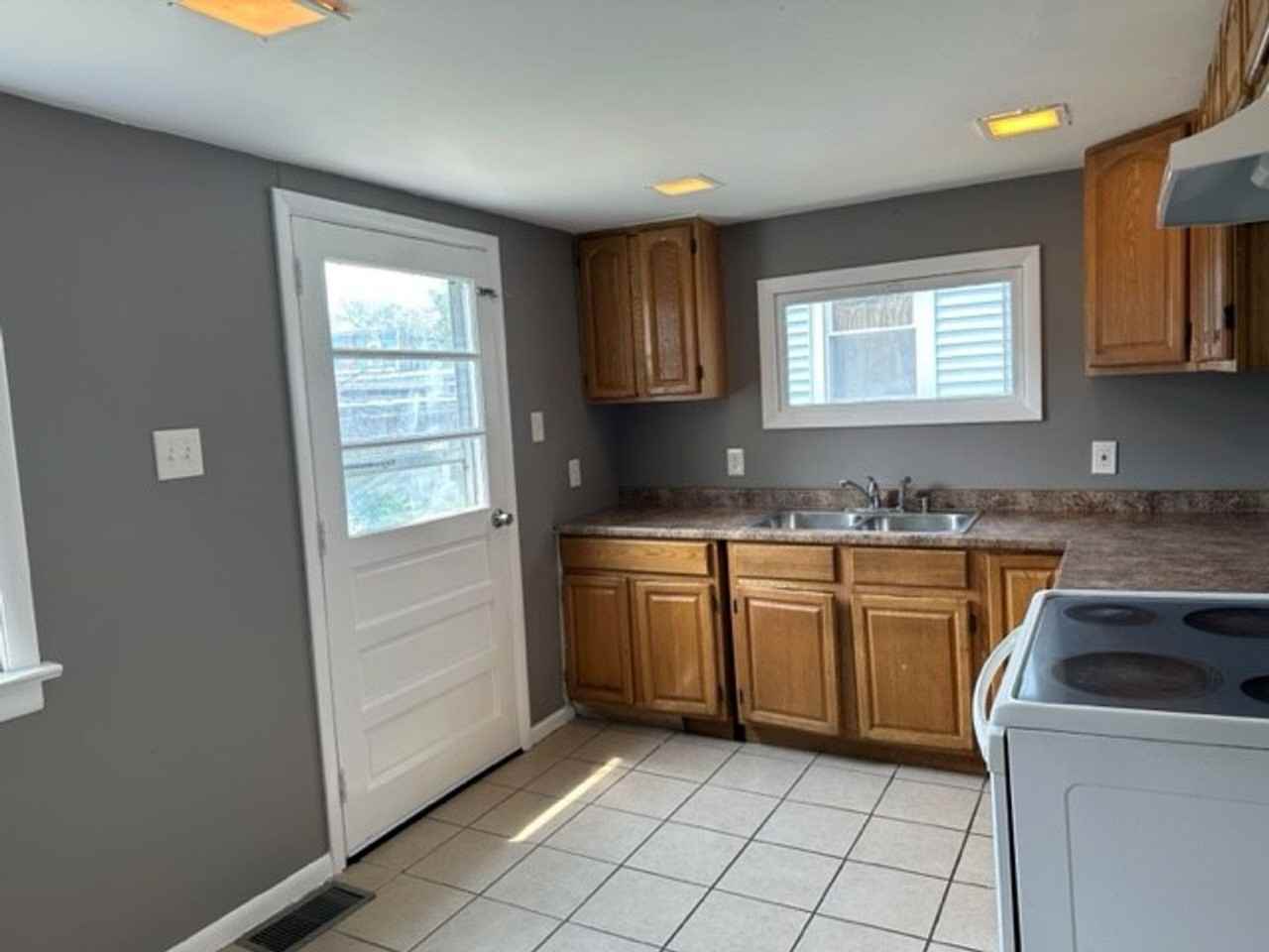 1907 North St - Photo 6 of 16