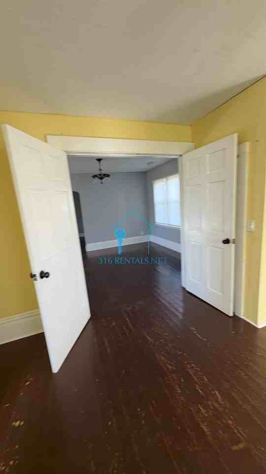 101 W Ragan St - Photo 2 of 14