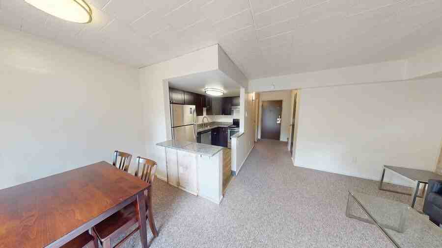 912 S Forest Ave #912-09 - Photo 5 of 27